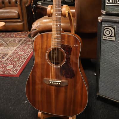 Guild M-120 Dreadnought all solid (USED) image 1
