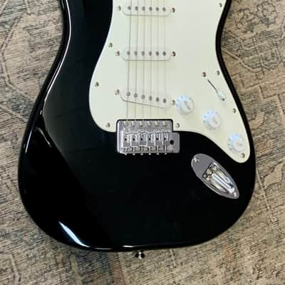 Fender Squier Stratocaster Affinity - Black image 3