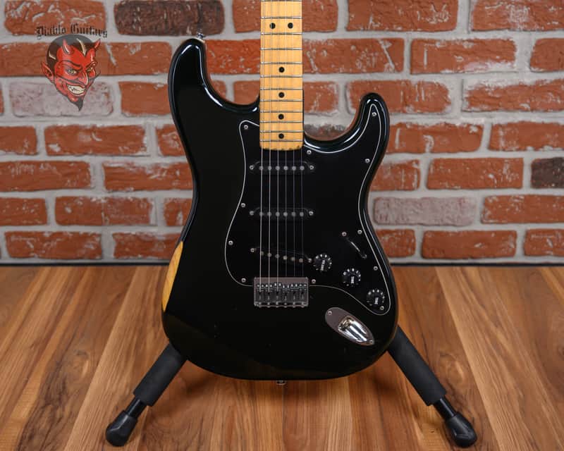Fender Stratocaster Hardtail Black 1979 w/Hard Shell Case image 1