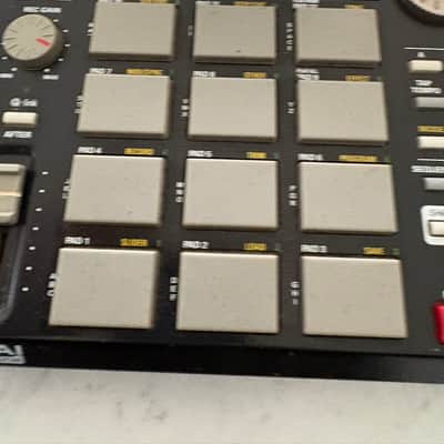 Akai MPC500 Music Production Center 2006 - 2013 - Black image 4