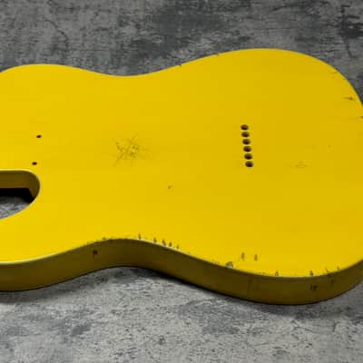 Real Life Relics Tele® Telecaster® Body Double Bound Aged Grafitti Yellow image 7