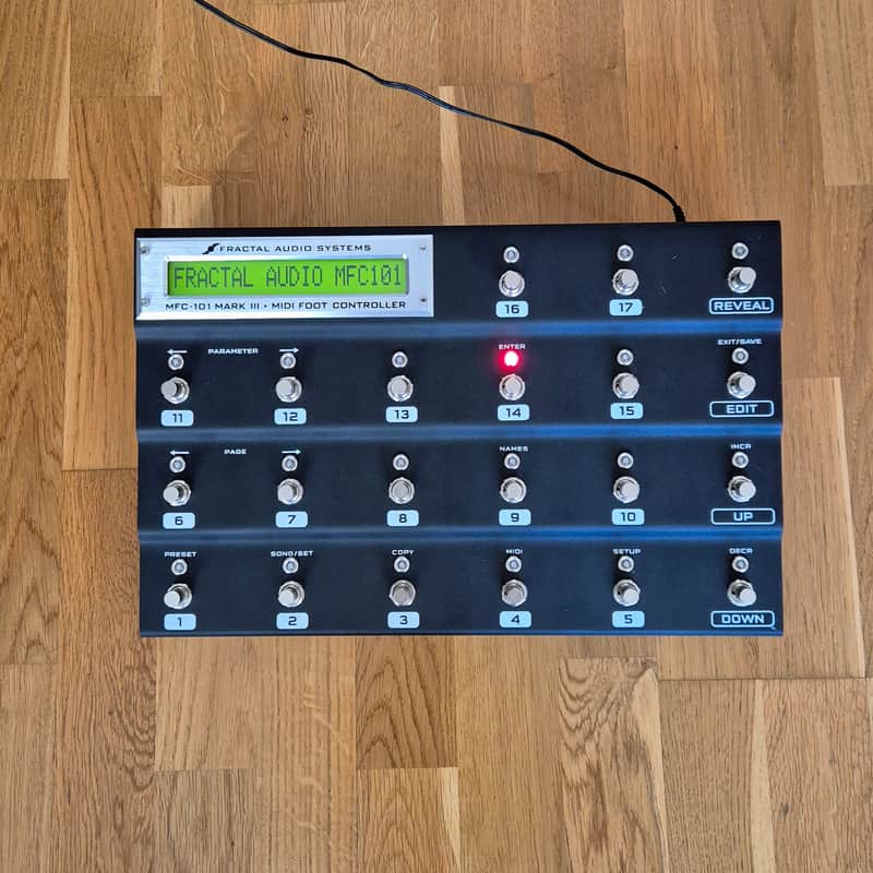 Fractal Audio MFC-101 Mark III MIDI Foot Controller - Black image 1
