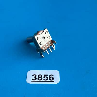 CRATE FlexWave 15R Guitar Amplifier Part: D-Shaft 3-Pin Potentiometer B250K Pot image 11