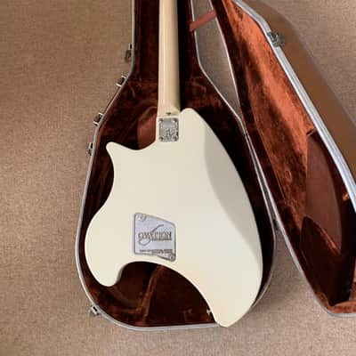 Ovation Breadwinner USA 1974 in White image 9