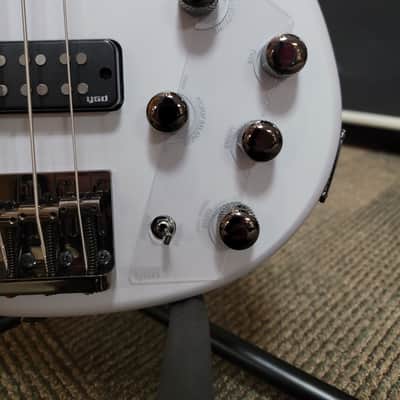 Yamaha TRBX505 5-String Bass - Transparent White image 3