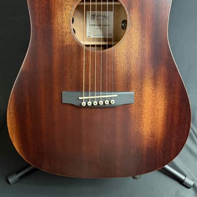 Martin D Jr. E Streetmaster Dreadnought Junior Acoustic-Electric Guitar w/ Soft Case (758) image 2