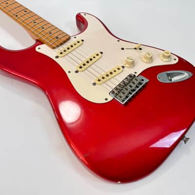 Fender Stratocaster ST-57 made in Japan 1993-1994 Candy Apple Red image 24
