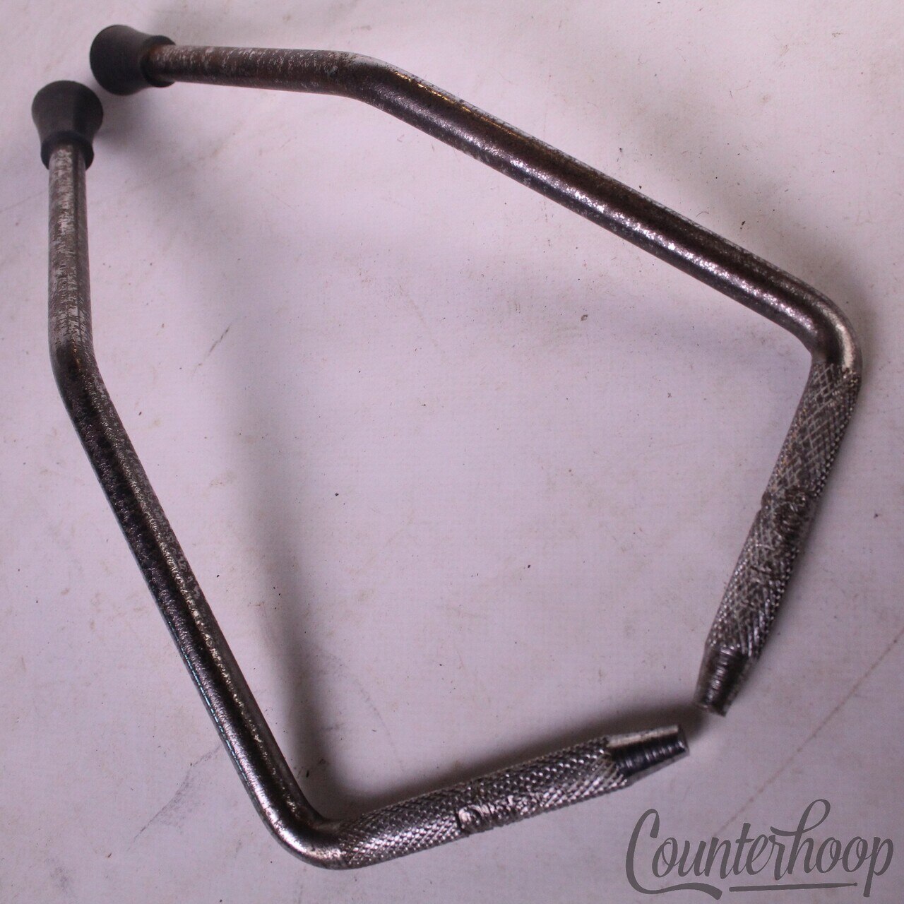 Ludwig Gull-Wing Bass Drum Spurs/Legs 3/8" Chrome USA Vintage 60s Cross-Knurling — main photograph