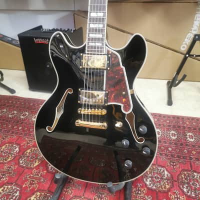 D'Angelico excel dc 2024 - solid black image 2