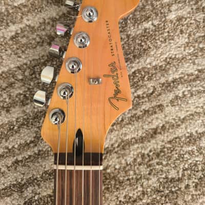 Fender Standard Stratocaster FSR with Rosewood Fretboard 2009 - 2017 - Candy Apple Red Burst with Locking Tuners and Upgraded Pick-ups image 5