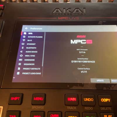 Akai MPC Live Standalone Sampler / Sequencer 2017 - 2020 - Black image 2