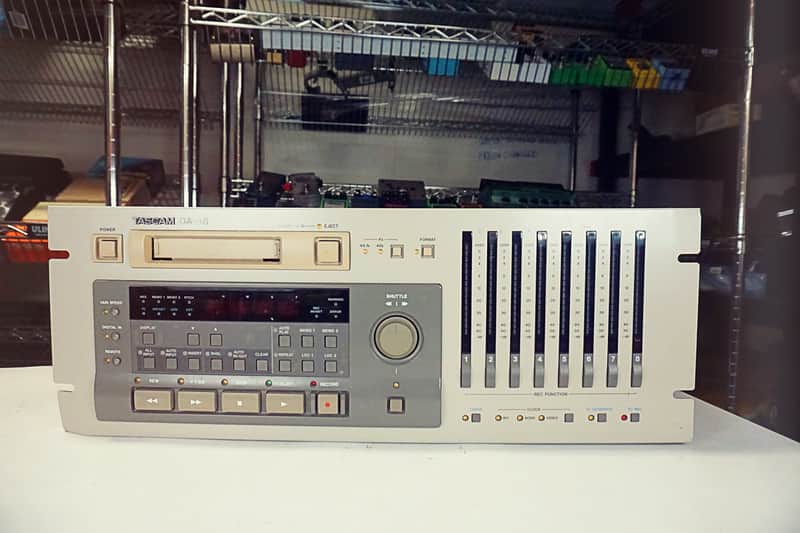 Tascam DA-88 8-Track Modular Digital Multritrack Recorder image 1