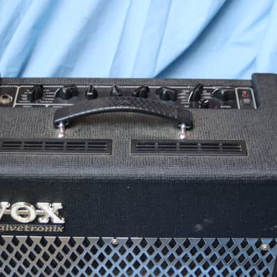 Vox ad30vt guitar amplifier - Black image 2