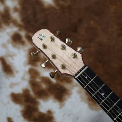 Natasha Sunny Baby 32" - European Spruce and Flame Maple Acoustic Guitar 2024 - Gloss image 6