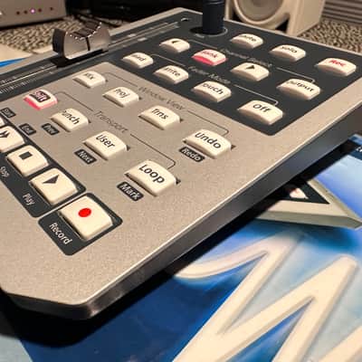 PreSonus Faderport USB DAW Transport Controller with Motorized Fader 2010s - Silver image 2