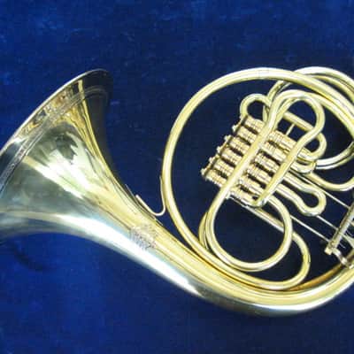 Alexander 92M Vienna Horn with Marcus Bonna Case, Mint! image 1