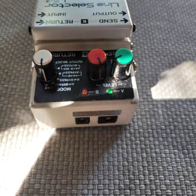 Boss LS-2 Line Selector (Silver Label) 1991 - Present - White image 5
