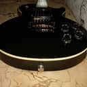 My exclusive active Gibson Les Paul Gothic 2011, it is no longer Studio!
