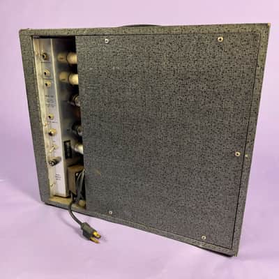 1965 Silvertone 1482 Amplifier image 4