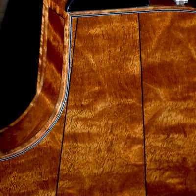 The Tree Quilted Mahogany Four Elements Electric image 19