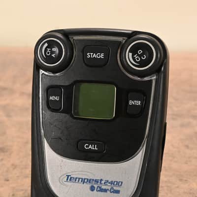 Clear-Com CP-242 Tempest2400 2.4 GHz 4-Channel Wireless BeltStation CG01LA9 image 2