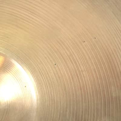ZILDJIAN A Zildjian Ride 20-inch Ride Cymbal (06/01) image 6