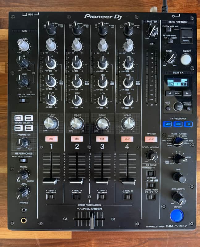 Pioneer DJM-750MK2 w/ Odyssey Flight Case & Decksaver image 1