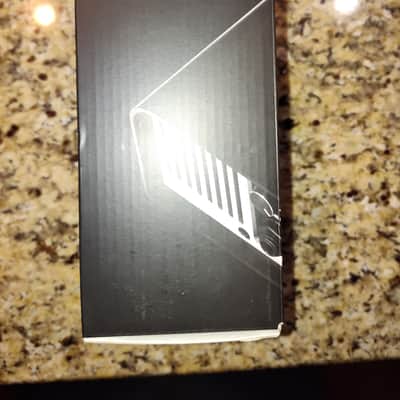NEW UNOPENED Two Notes Torpedo Captor Loadbox / Attenuator / DI - 16 Ohm 2010s - Black image 5