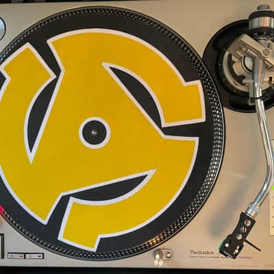 Rare Technics SL-1200MK2, 2010 Model, Odyssey Case, $1249 shipped! image 2