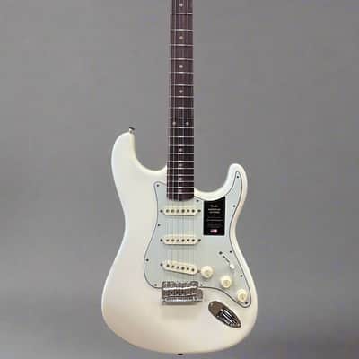 Fender American Vintage II 1961 Stratocaster - Olympic White image 3