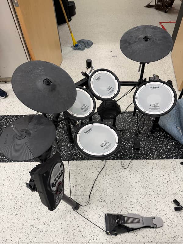Roland TD-11KV V-Drum Kit with Mesh Pads 2010s - Black image 1