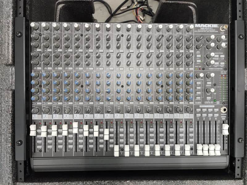 Portable Pro Gig/Studio Rack system with Mackie VLZ1604 PRO Sound Board - MINT CONDITION image 1