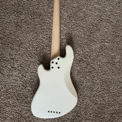 2025 Lakland Skyline DJ-5 Darryl Jones Bass / 5-String / Maple Fretboard / Olympic White Pearl image 5
