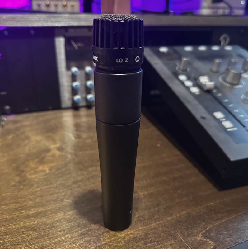 Non-Functioning Shure SM57 Cardioid Dynamic Microphone 1984 - Present - Black image 1