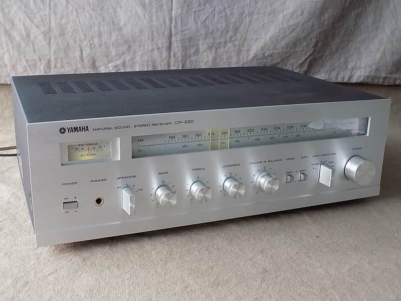 Yamaha CR-220 Natural Sound Stereo Receiver image 1