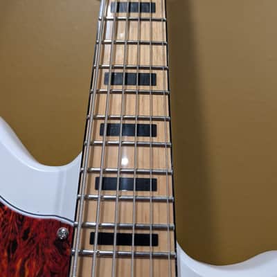 Firefly FFJA Jazzmaster Baritone / Bass VI 2025 - White image 4