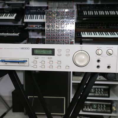 Immagine Akai S2000 MIDI Stereo Digital Sampler - 12