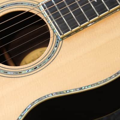 Blueridge BR-371 Historic Series Natural Acoustic Parlor Guitar + Hard-Case image 4