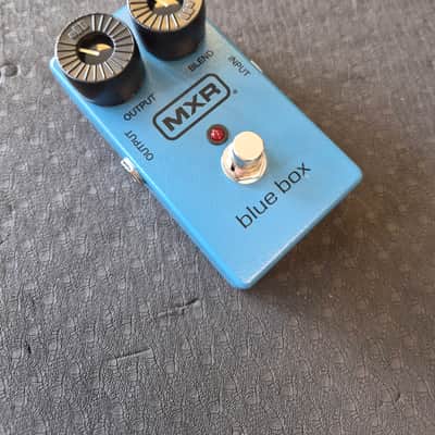 MXR M103 Blue Box Fuzz + Octave Pedal image 3