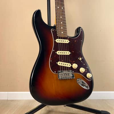 Fender American Professional II Stratocaster with Rosewood Fretboard - 3-Color Sunburst image 2