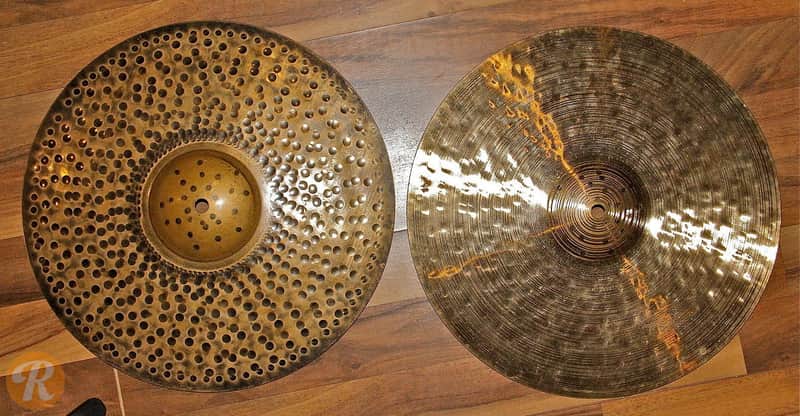 Paiste 14" Signature Traditionals Medium Light Hi-Hat Cymbals (Pair) image 1