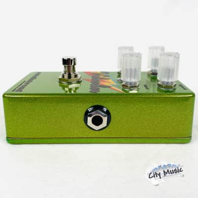 Used Catalinbread StarCrash '70s Collection Valcoder Tremolo Guitar Effect Pedal ♫ image 6