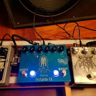Enchanter FX  Portal Fuzz Deluxe 2017 Translucent Blue image 3