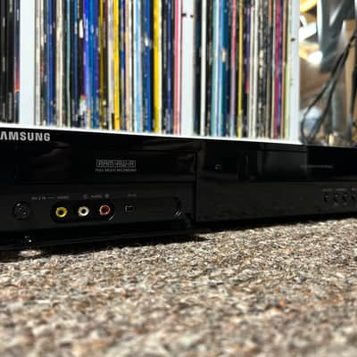 Samsung DVD-VR375 DVD/VCR Combo Player Recorder HDMI 1080p No Remote TESTED ✅ image 4