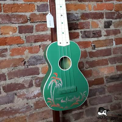 Harmony "Island Stencil" American Made RARE Soprano Ukelele (1950s, Green) image 9