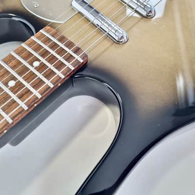 Danelectro Longhorn 3-Pickups Blackburst image 11