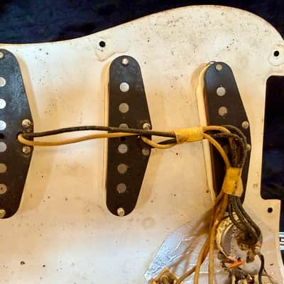 Fender Stratocaster 1968 - Banana Cream image 10