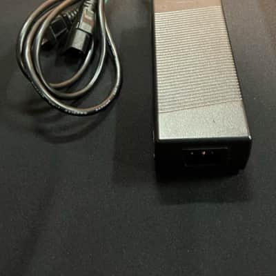 Universal Audio Apollo 16 MKII QUAD Thunderbolt 2 Audio Interface 2010s - Black image 4