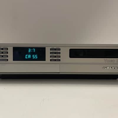 Grundig - 2x4 - Video 2000 EURO - VCR - Video Cassette Recorder - Fully Serviced image 2