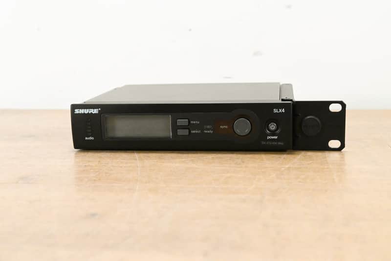 Shure Shure SLX4 Wireless Receiver - G4 Band: 470-494 MHz (NO POWER SUPPLY)